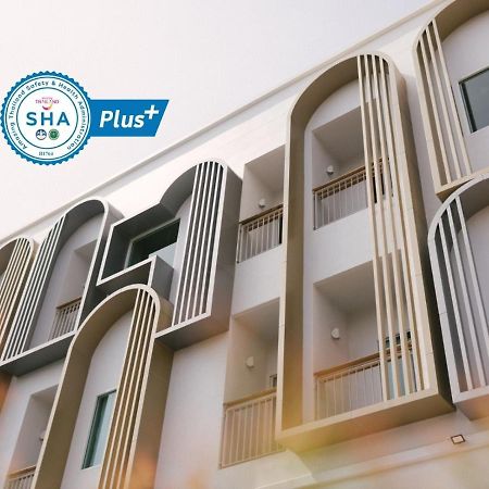 Nappiness Hotel - Sha Extraplus Бангкок Экстерьер фото
