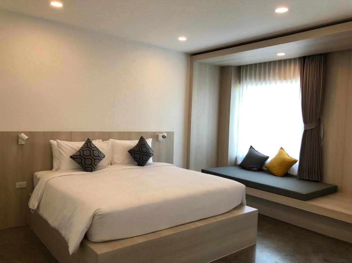 Nappiness Hotel - Sha Extraplus Бангкок Экстерьер фото