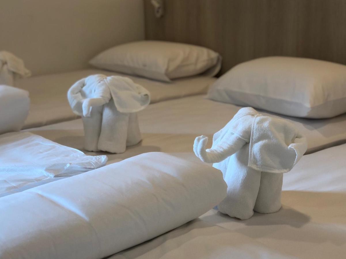 Nappiness Hotel - Sha Extraplus Бангкок Экстерьер фото