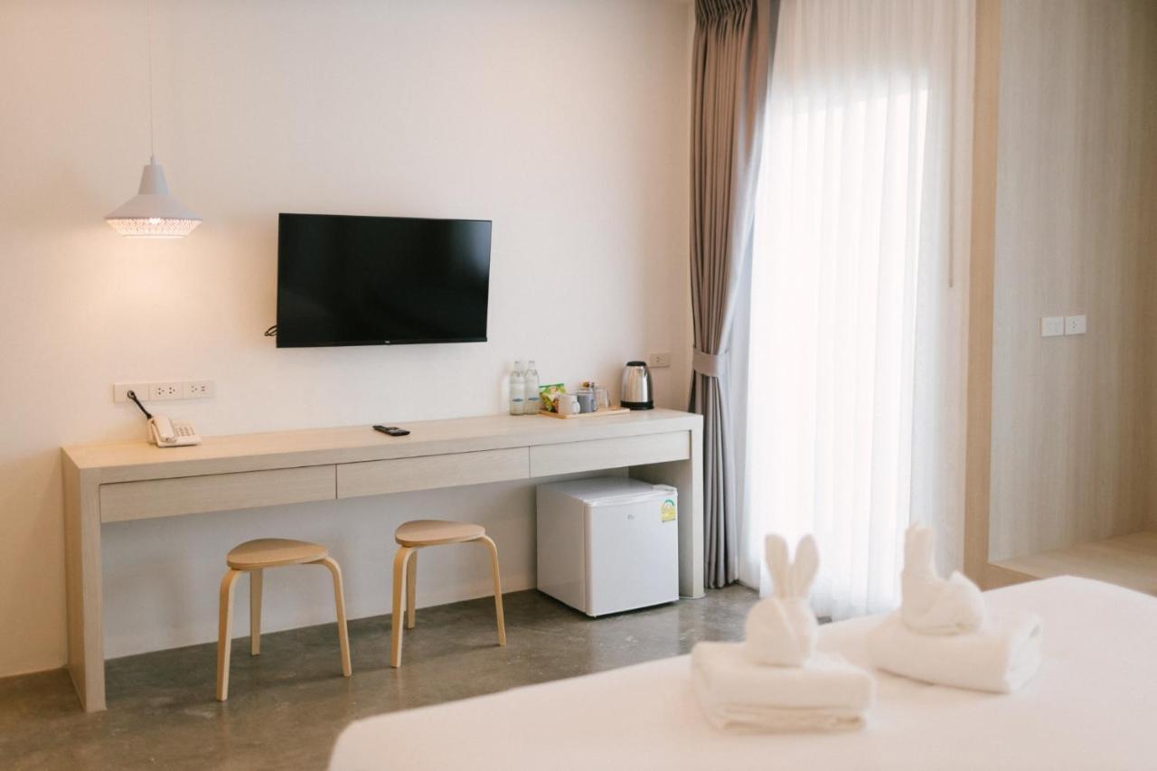 Nappiness Hotel - Sha Extraplus Бангкок Экстерьер фото