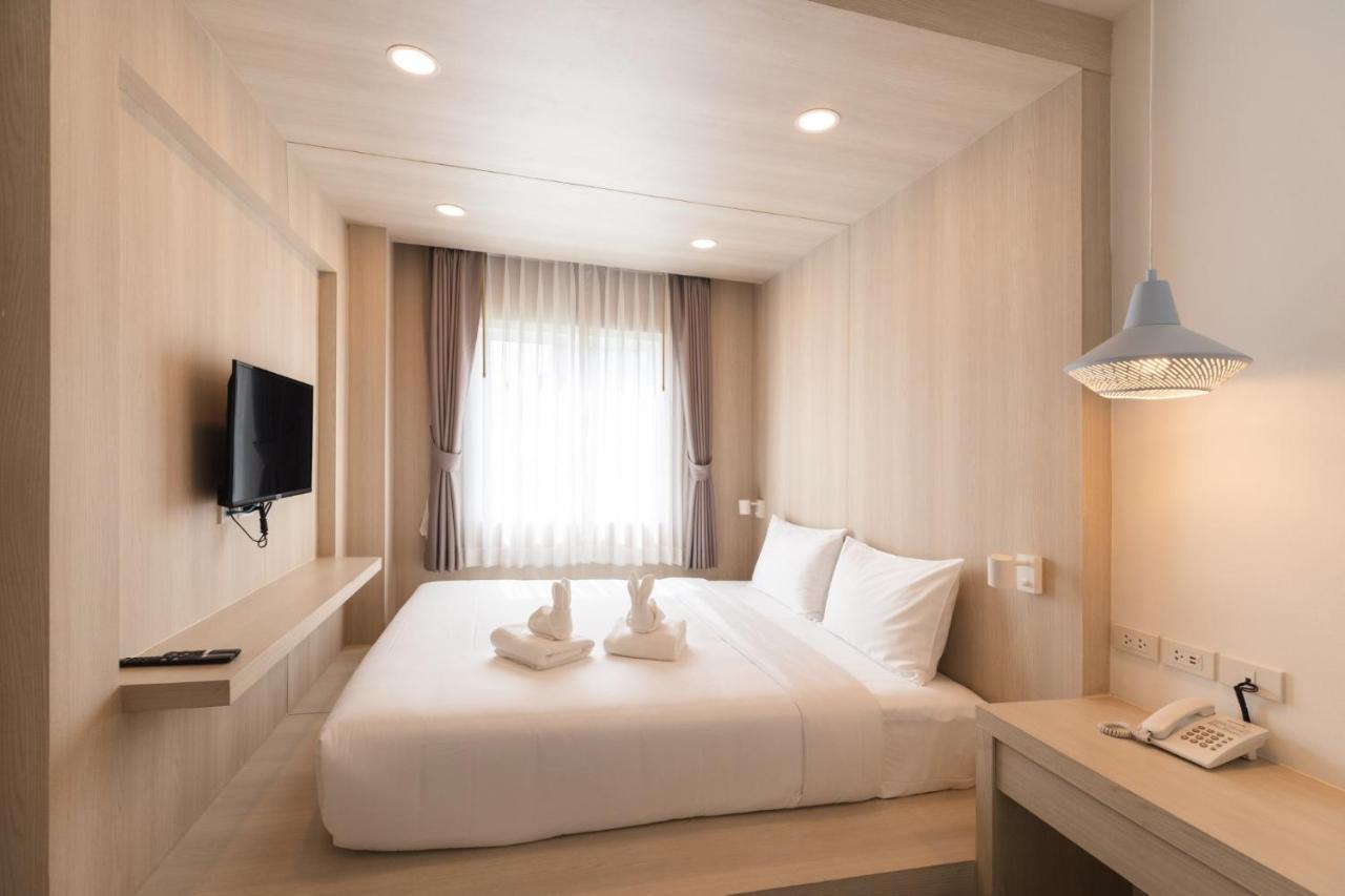 Nappiness Hotel - Sha Extraplus Бангкок Экстерьер фото