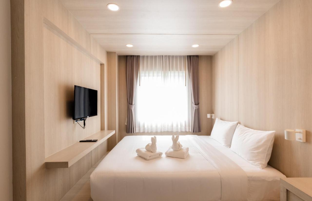 Nappiness Hotel - Sha Extraplus Бангкок Экстерьер фото