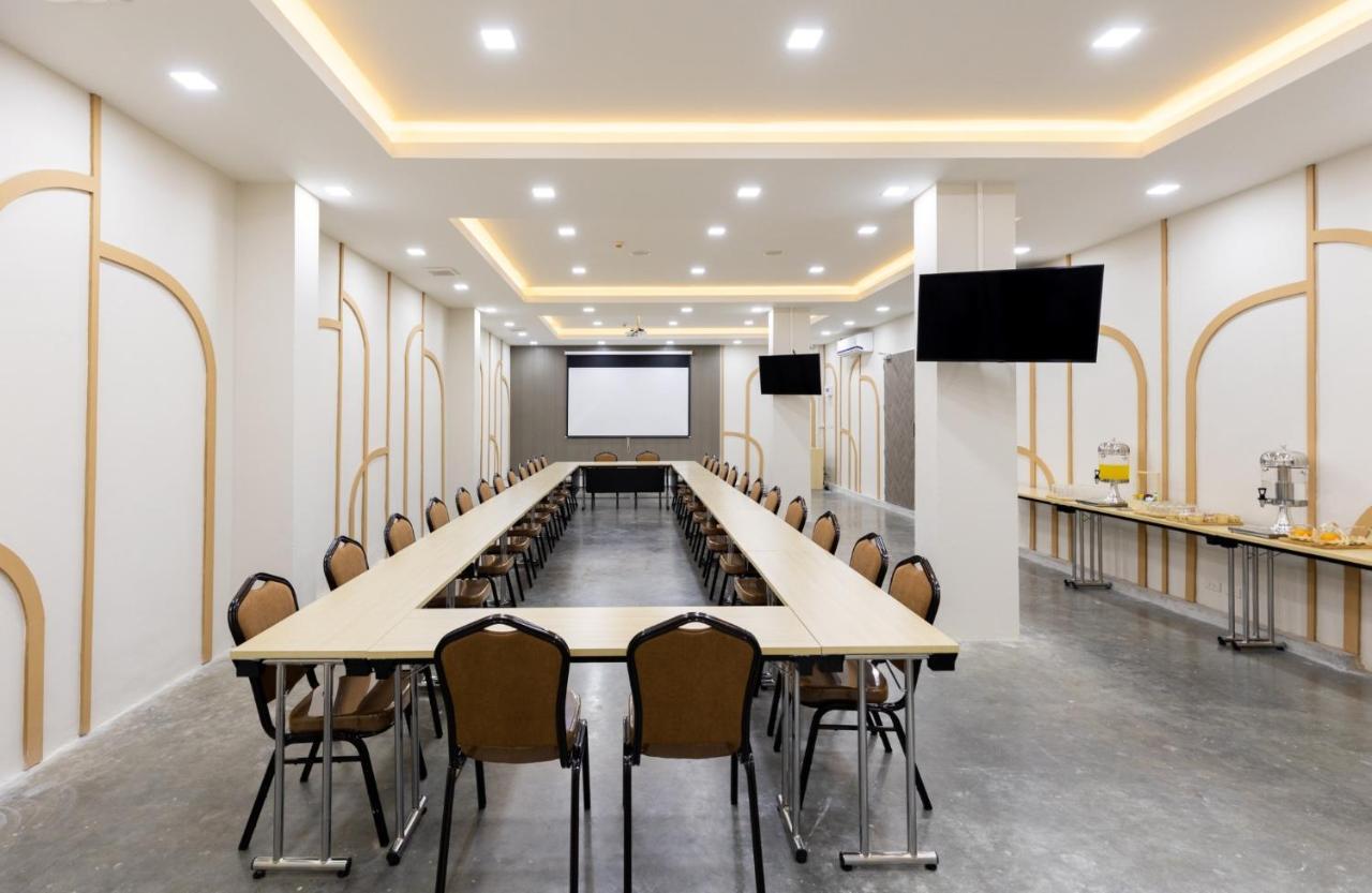 Nappiness Hotel - Sha Extraplus Бангкок Экстерьер фото
