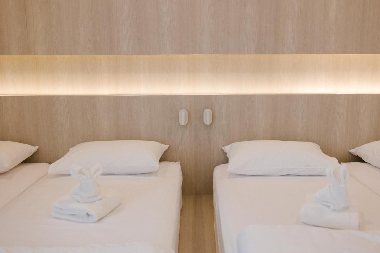 Nappiness Hotel - Sha Extraplus Бангкок Экстерьер фото